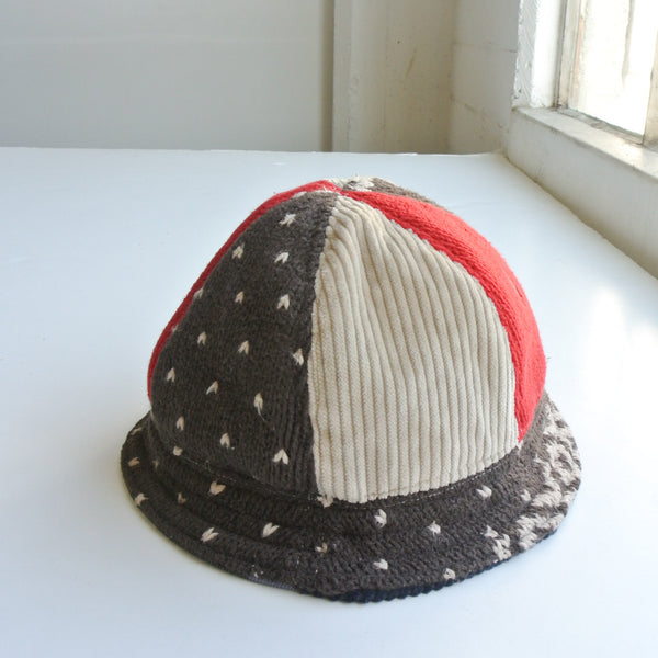 Reworked bucket hat Polo brown sweater large