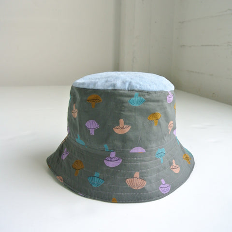 Reworked Bucket Hat 70s mushroom x plaid Small