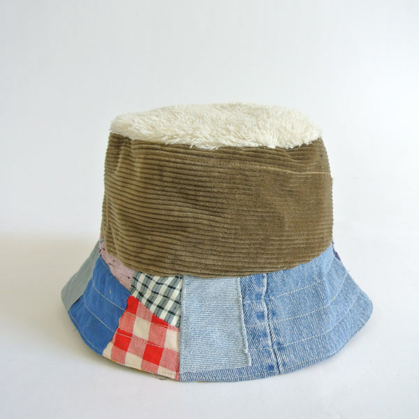 Reworked LA bucket hat corduroy x bandana medium