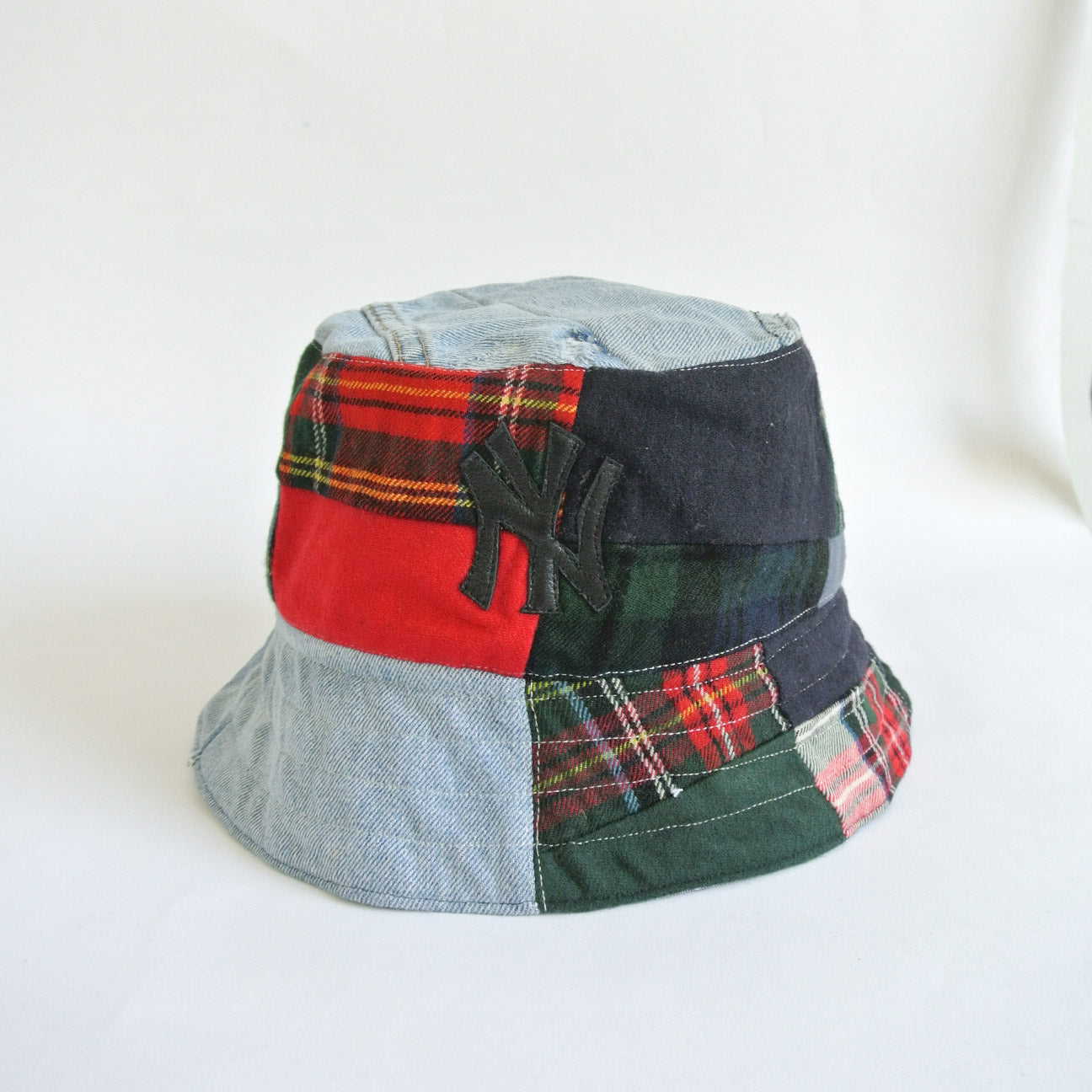 Reworked Bucket Hat "NY" plaid x denim Large